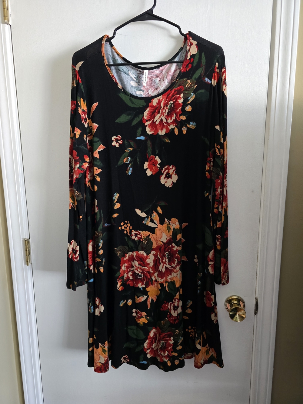Floral Long-Sleeve Swing Dress in Black and Red